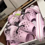 Wholesale Crocs Liquidation Pallet (100–320 Pairs)