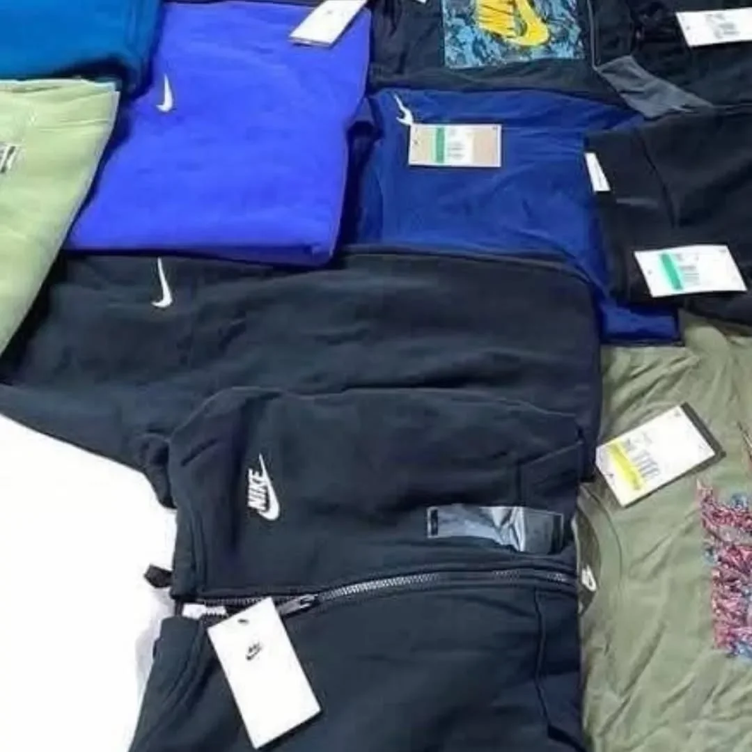 wholesale-nike-clothing1.webp Wholesale Nike Clothing (300 Pieces) - Image 1